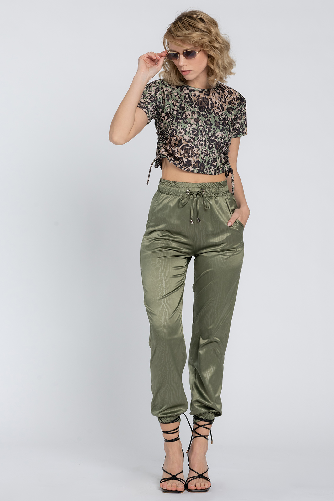 BD297-pantalone-con-elastico-joggers-saten-bwhich-04