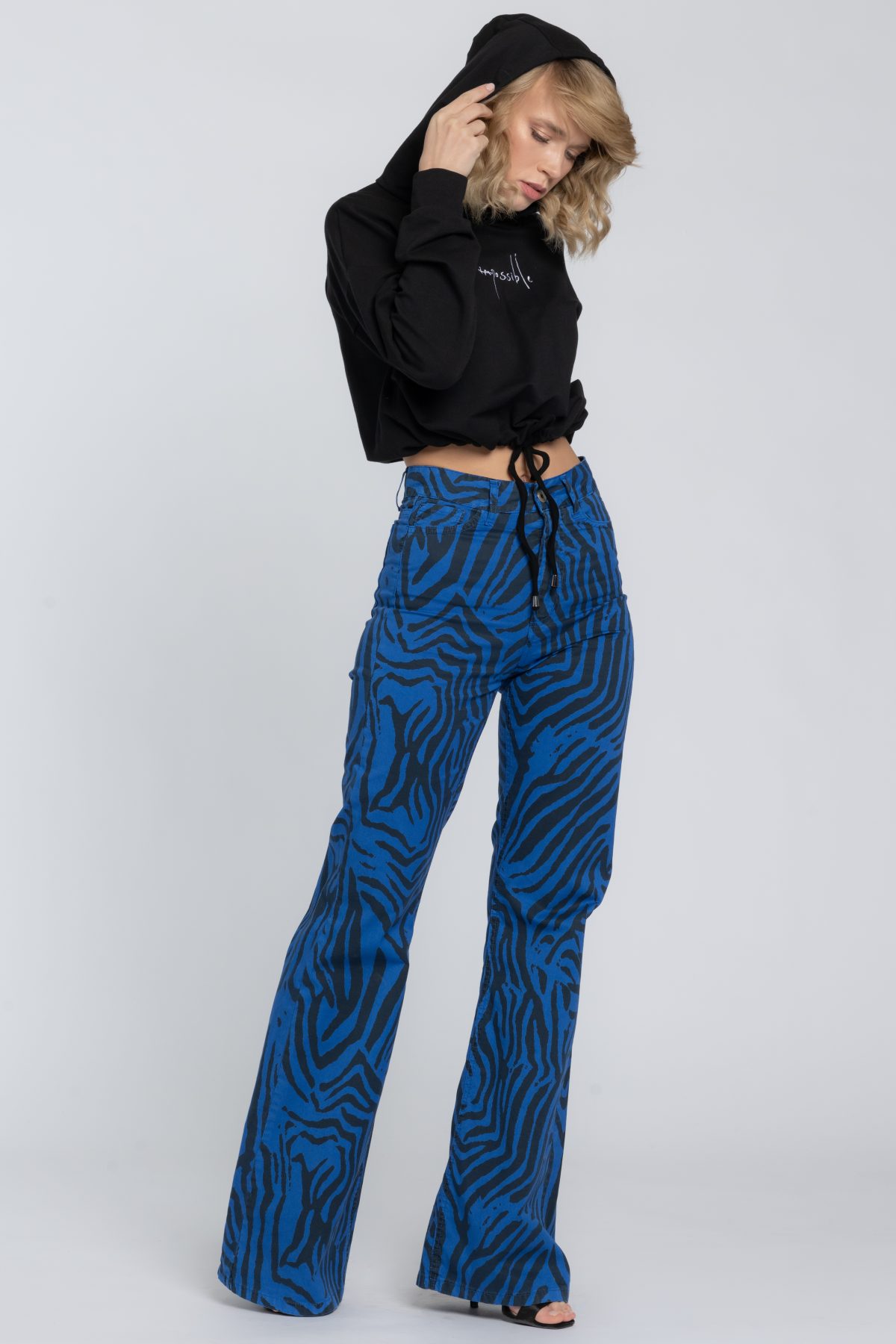 BW2632-pantalone-zebrato-blu-a-zampa-bwhich-01